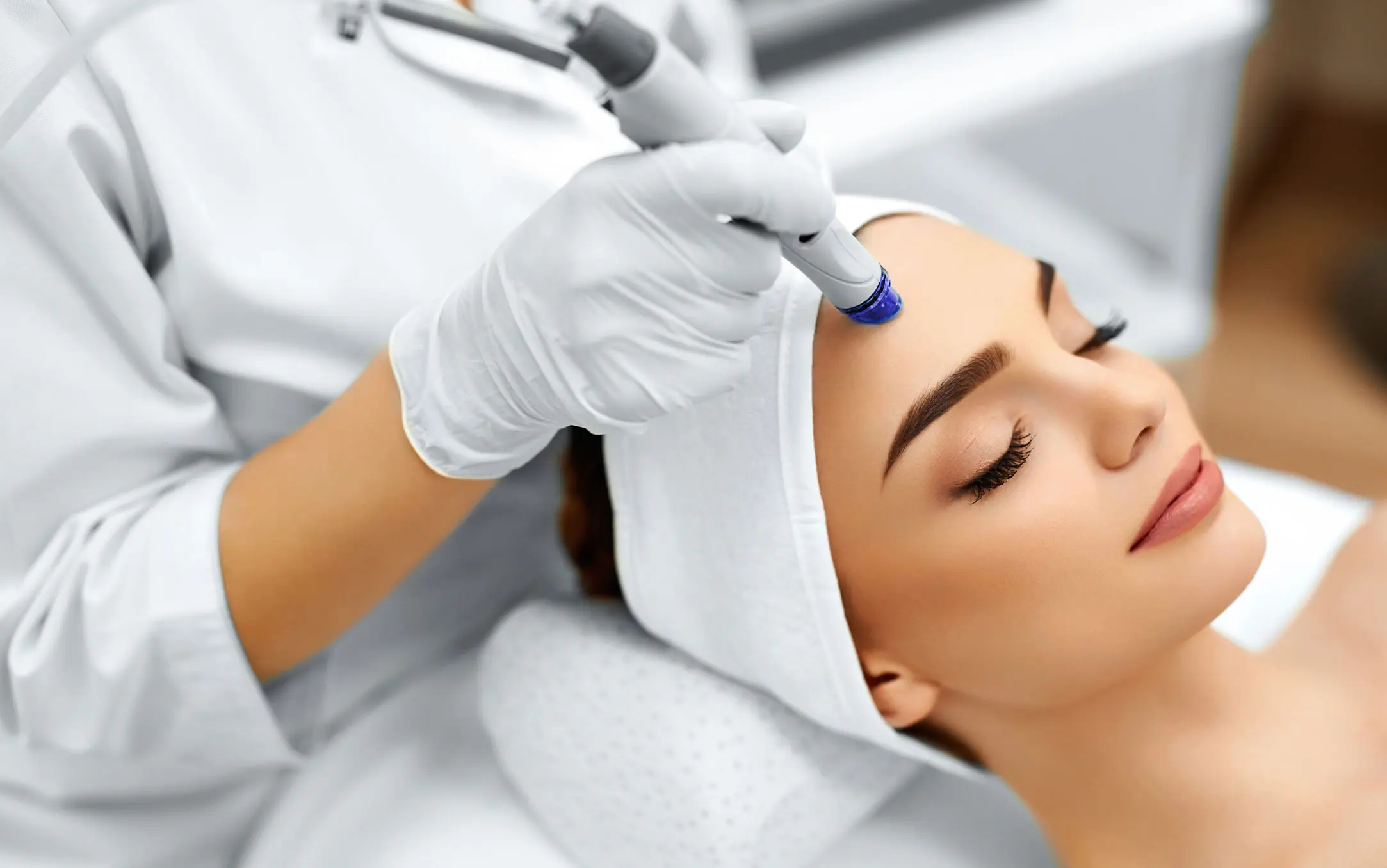 What Is Collagen Lift Therapy and How Can It Help Ageing, Loose Skin Greater London (Hackney)?